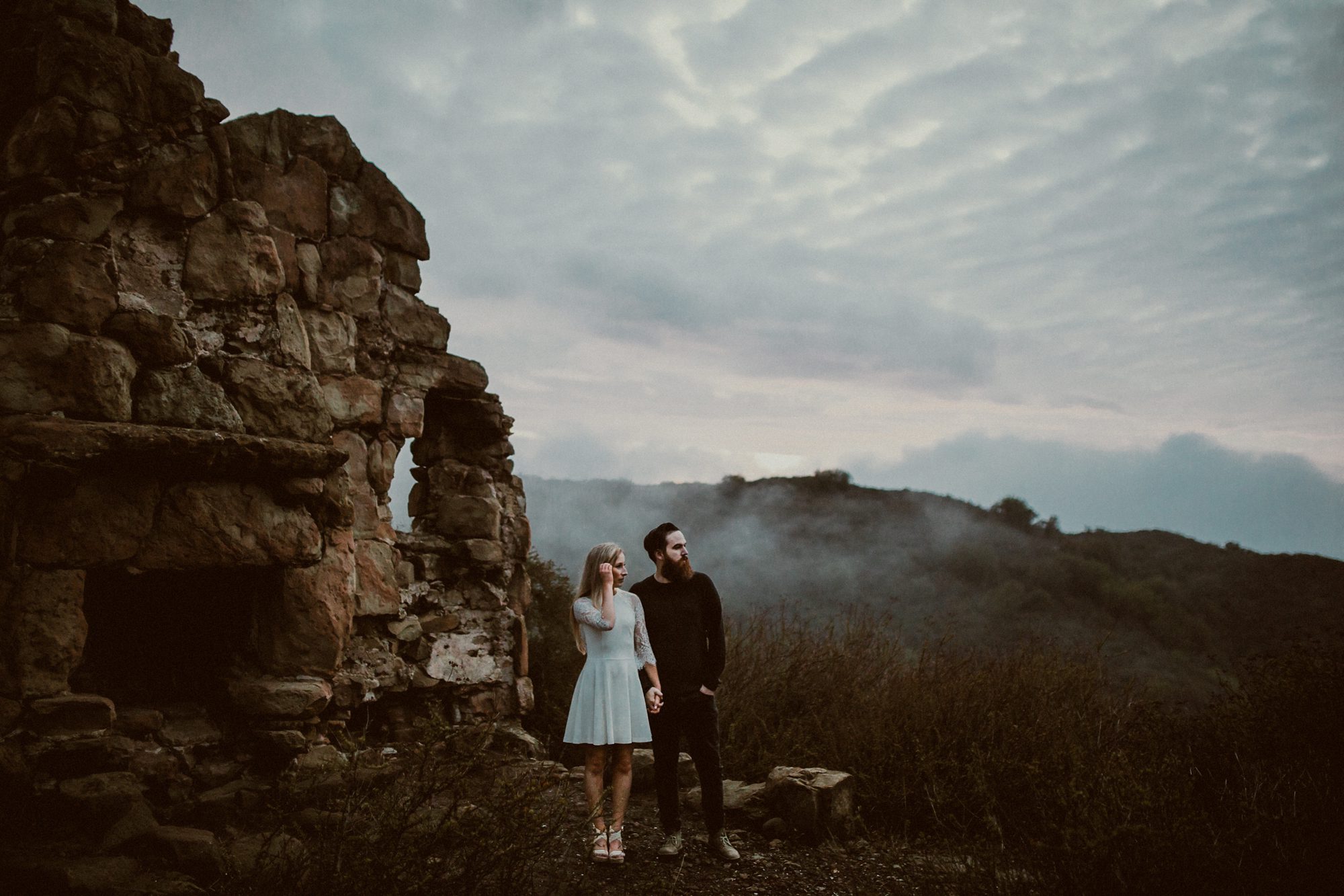 engagement session at knapp's castle