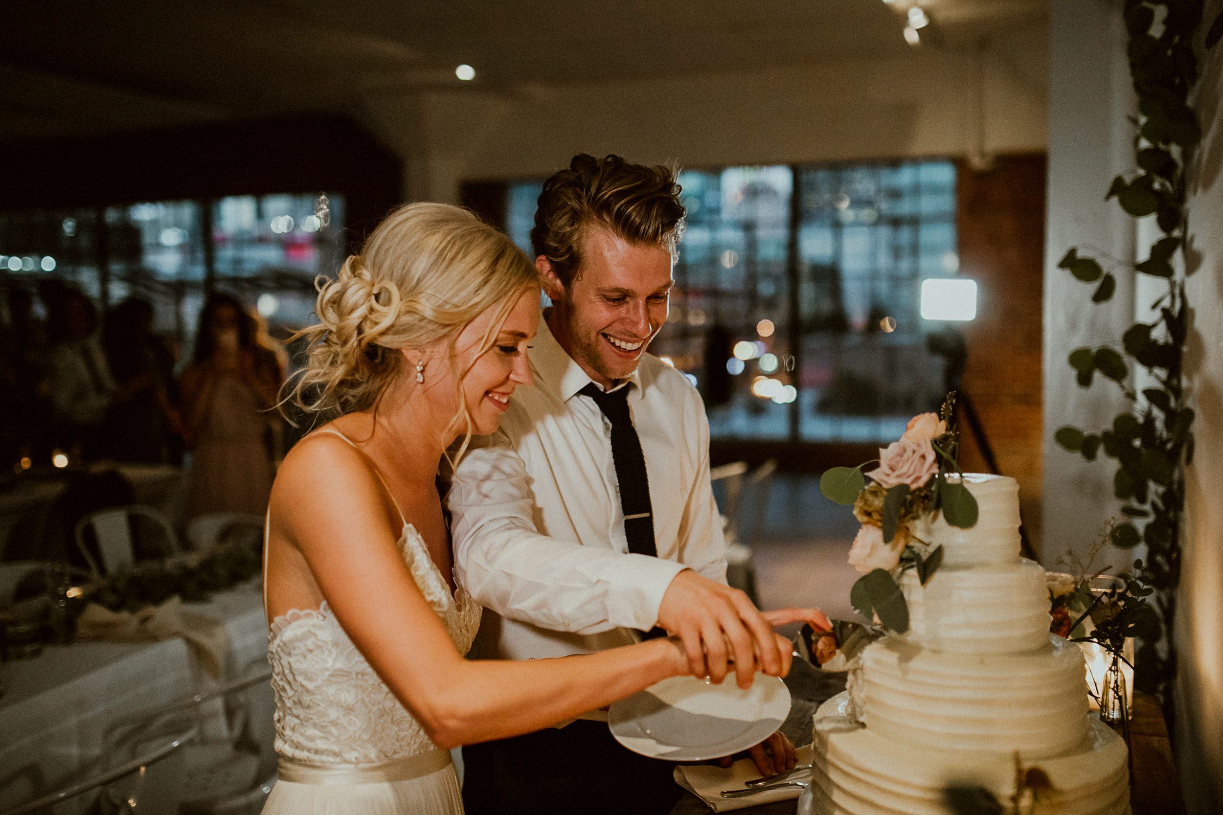 Wedding in Downtown LA at the Hudson Loft Los Angeles Warehouse Wedding Photos Wedding in Downtown LA at the Hudson Loft Los Angeles Warehouse Wedding Photos