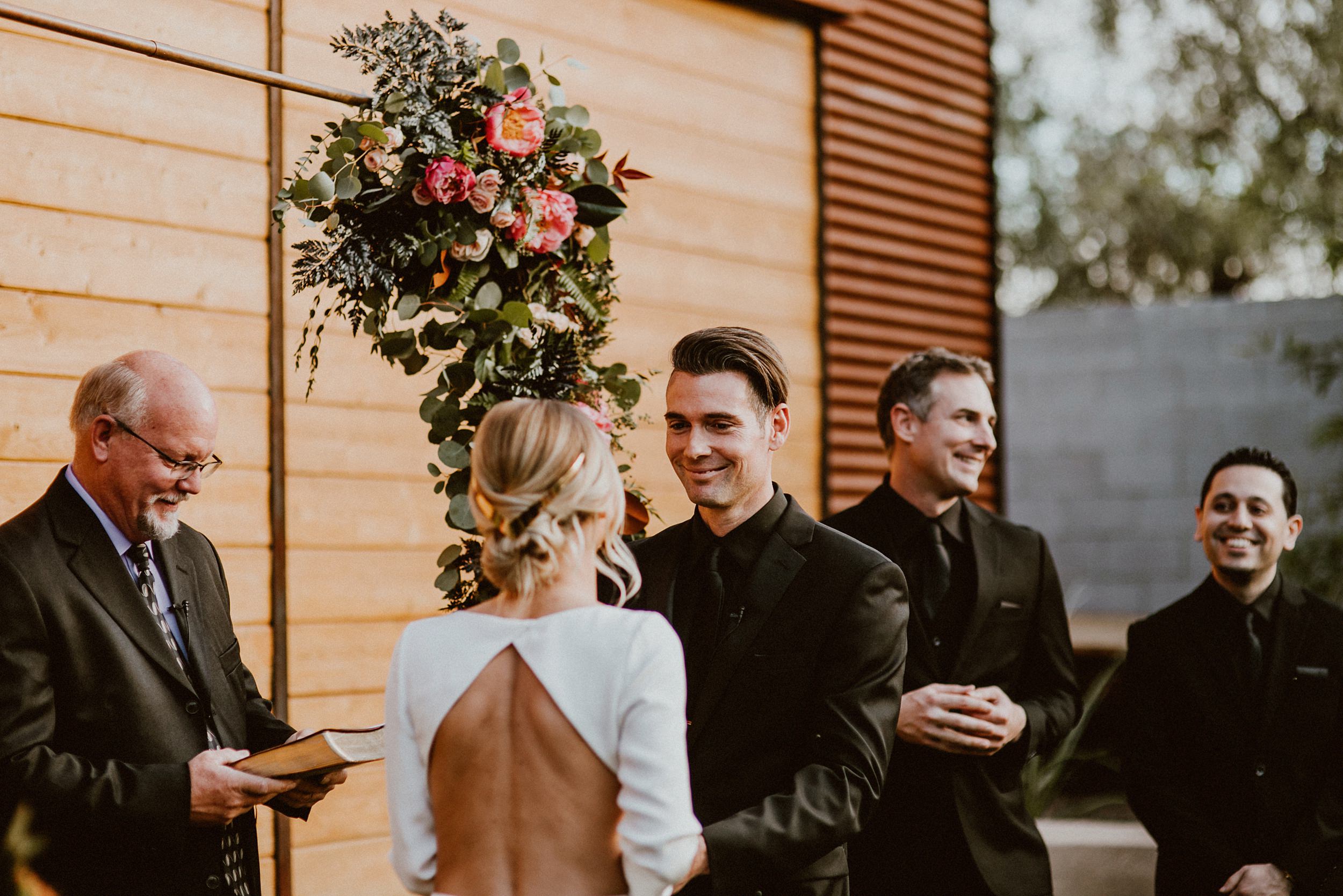 Desert Wedding Photos in Phoenix Arizona Desert Wedding Photos in Phoenix Arizona