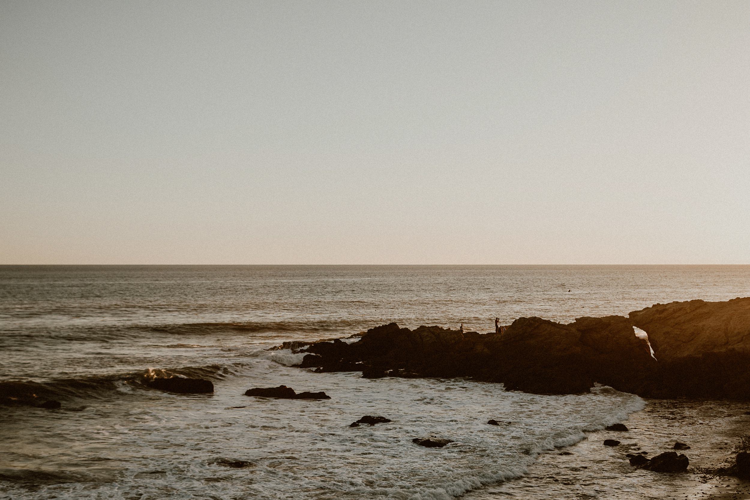 Malibu Beach Maternity Photo Session