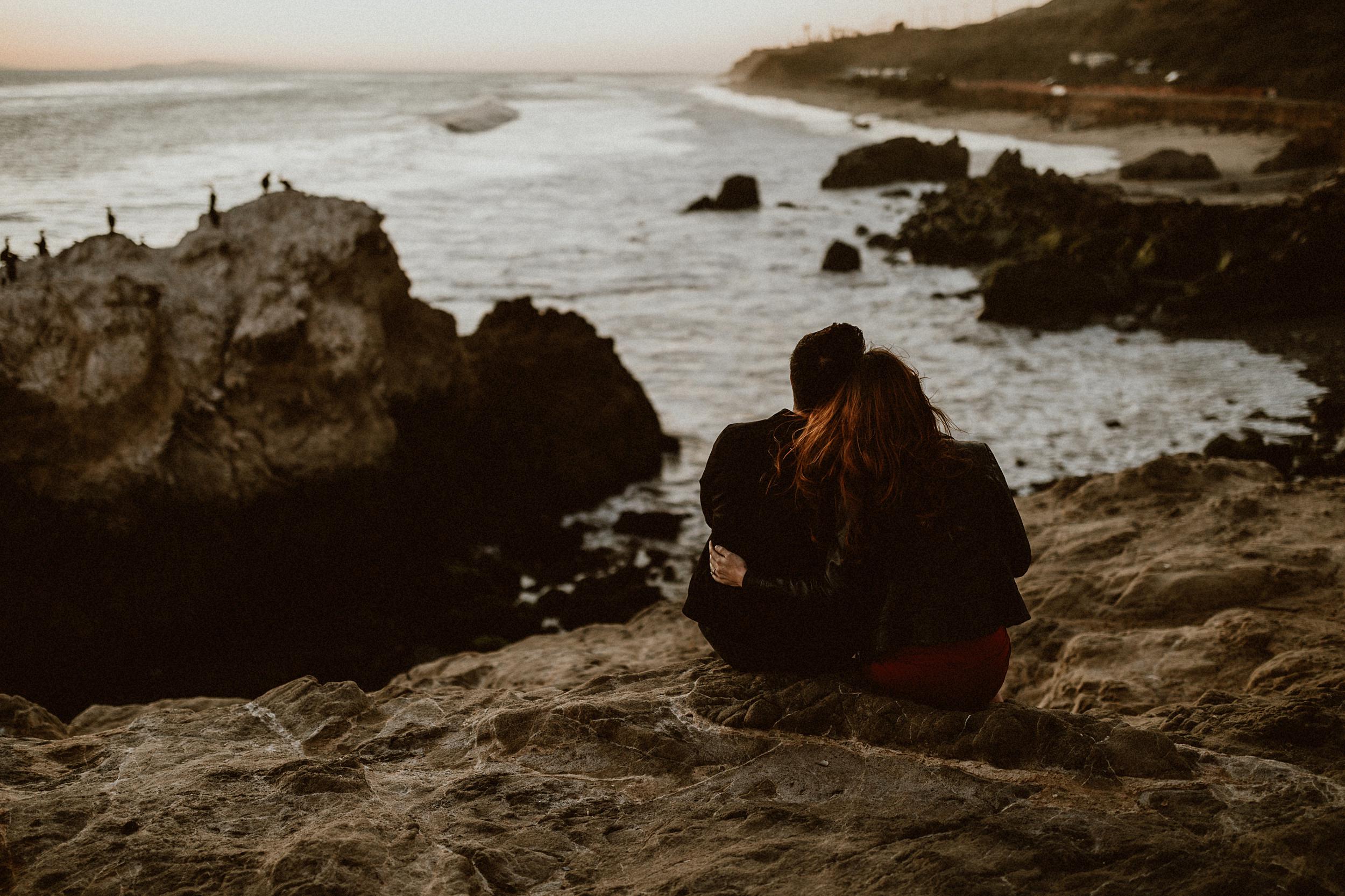 Malibu Beach Maternity Photo Session