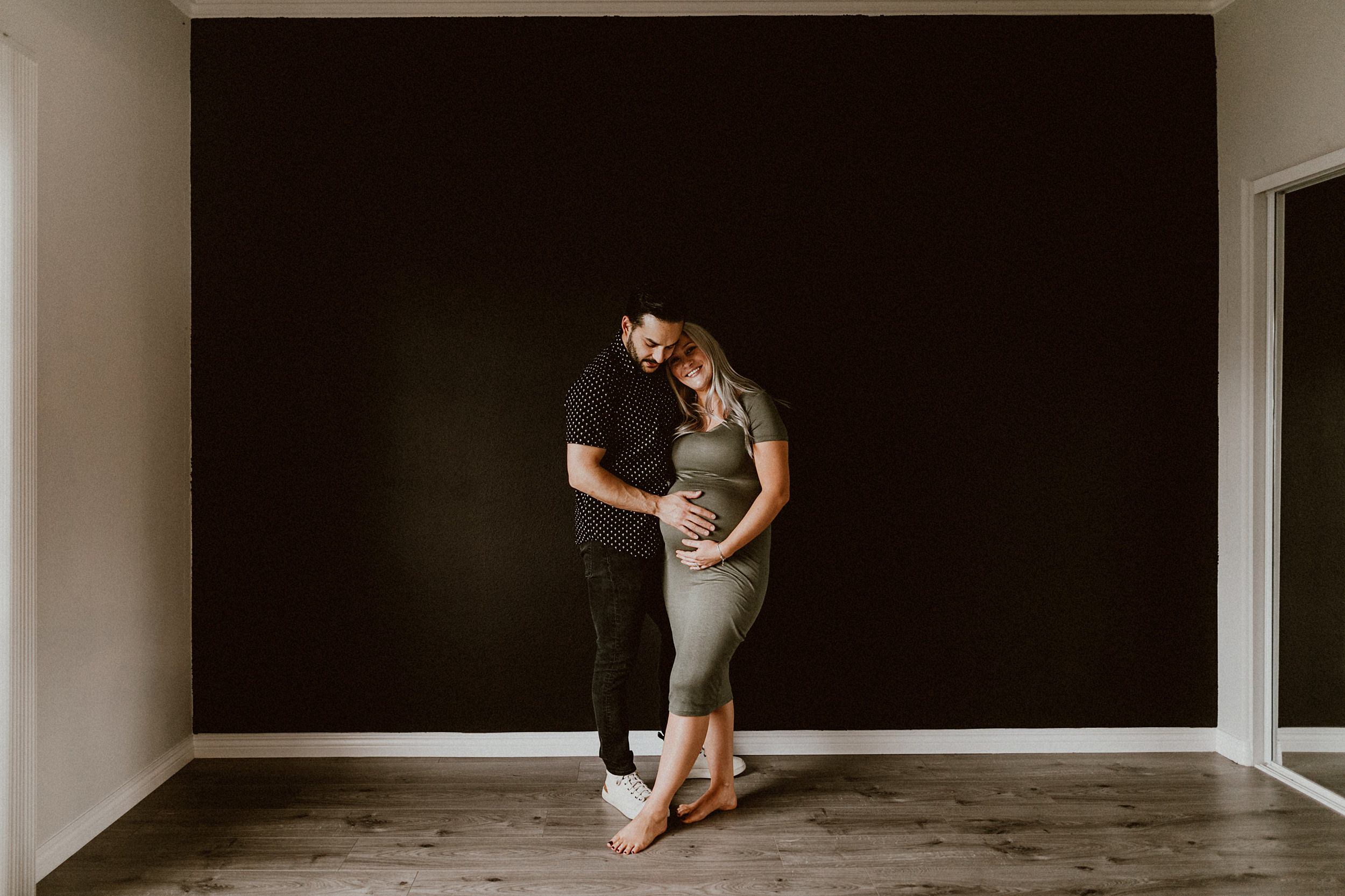 At Home Maternity Session in Los Angeles