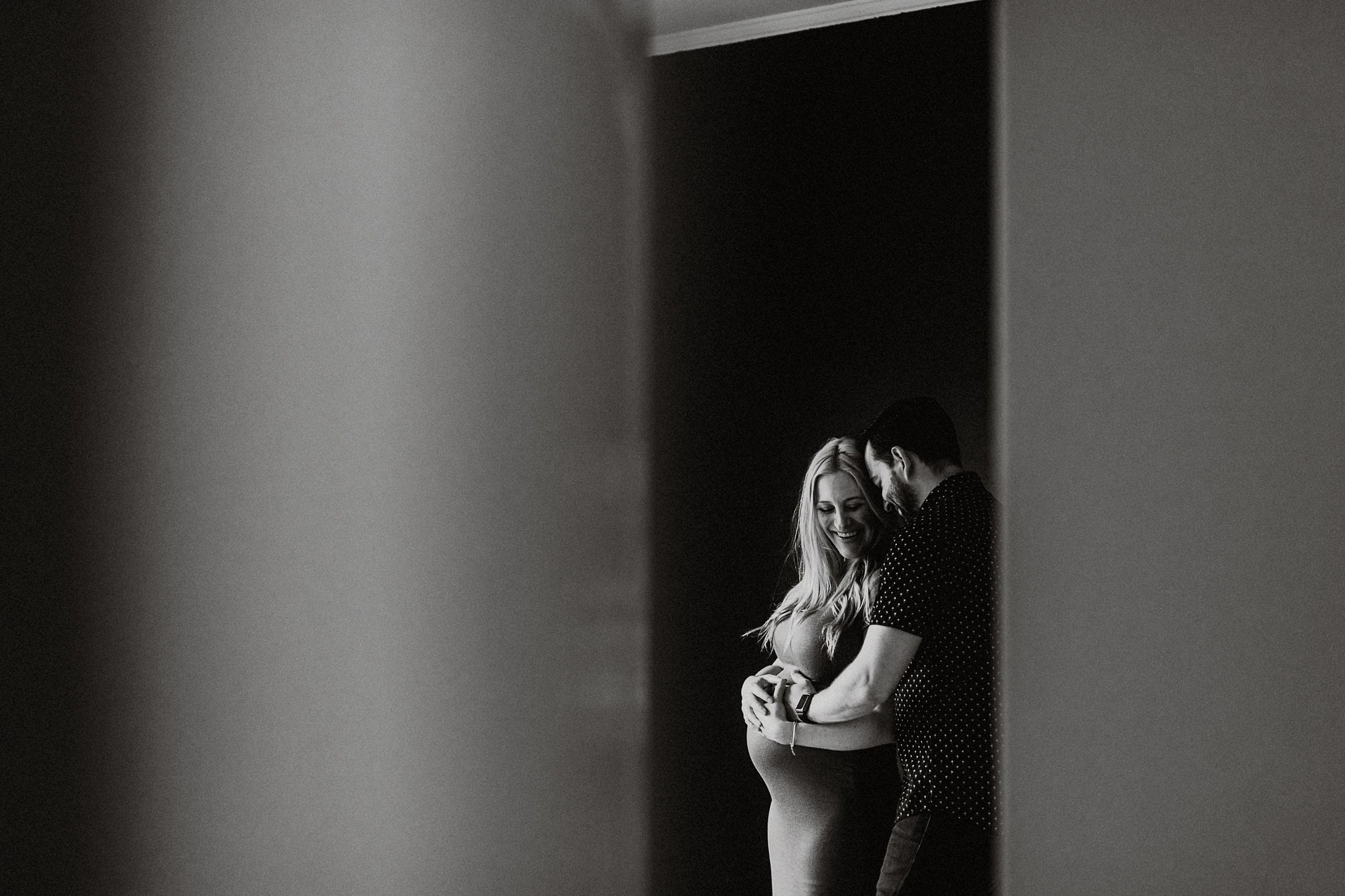 At Home Maternity Session in Los Angeles