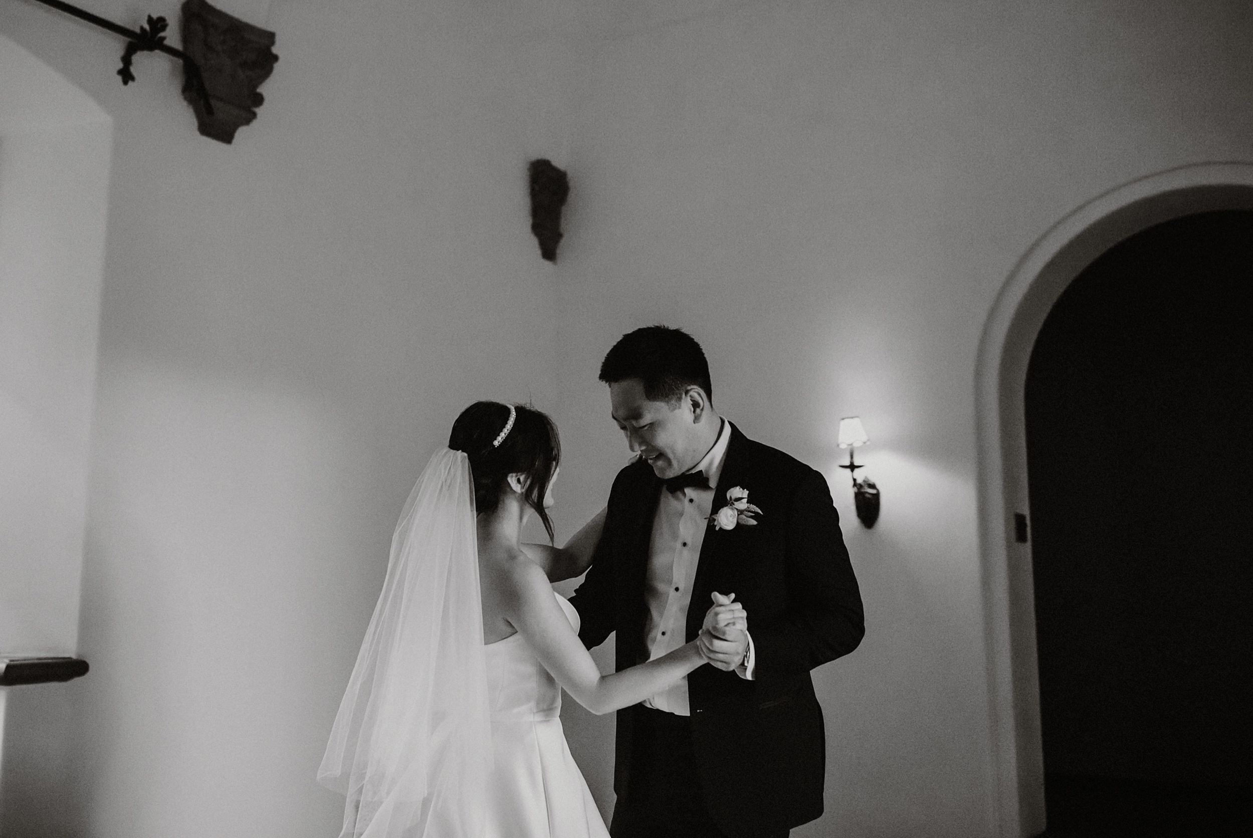 Rainy Garden Wedding at Villa del Sol d'Oro
