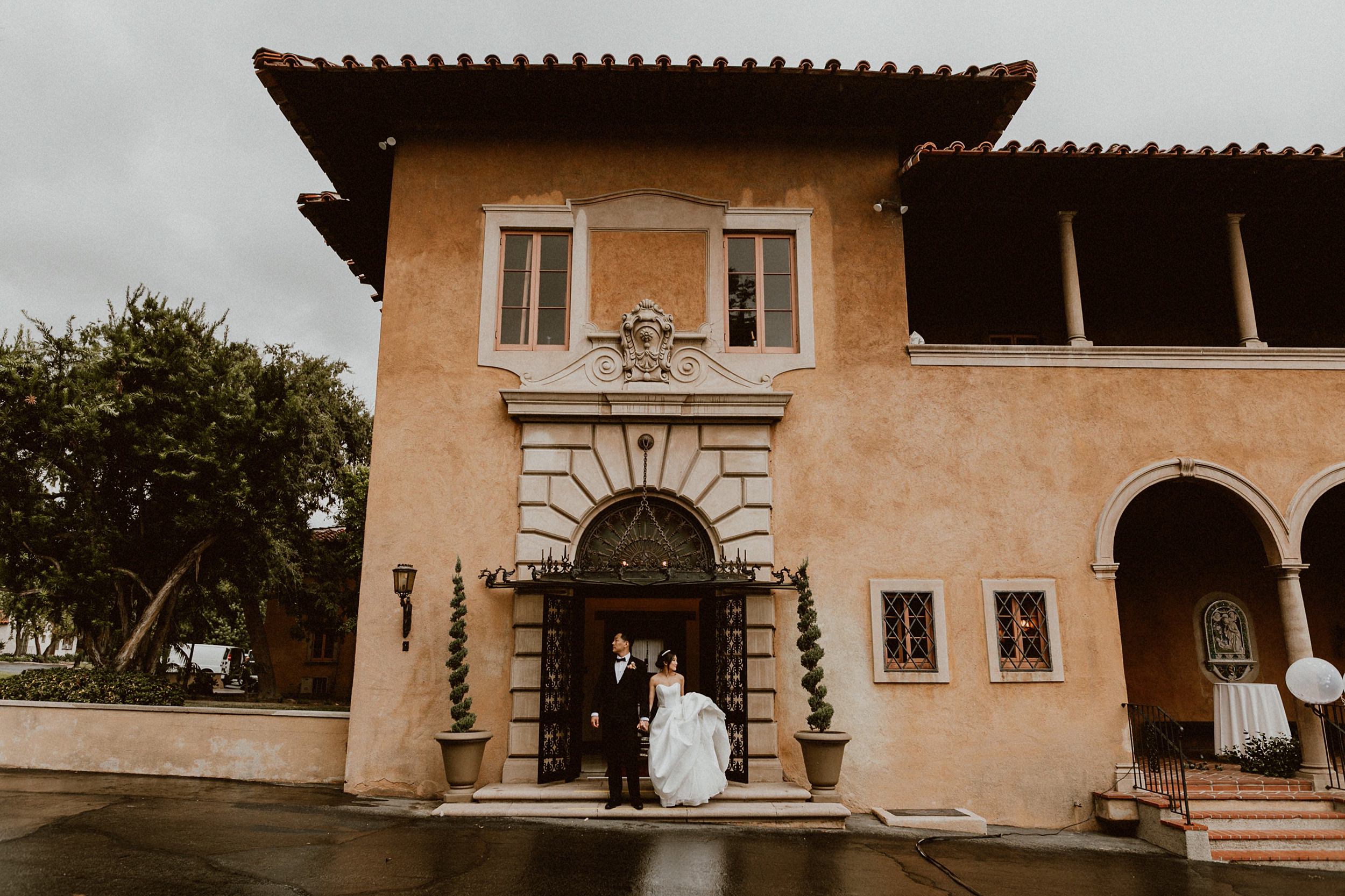 Rainy Garden Wedding at Villa del Sol d'Oro
