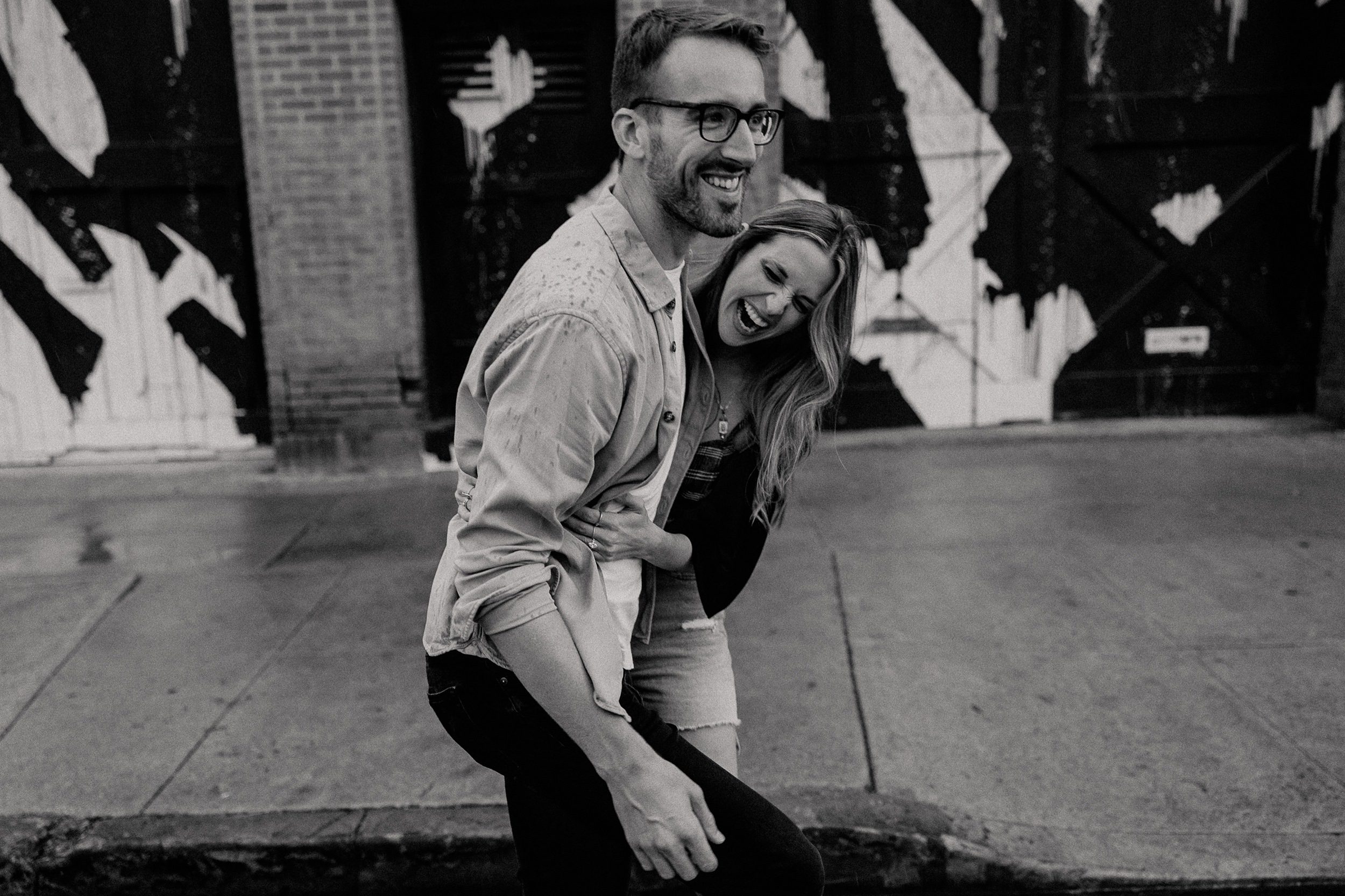 Rainy Abbot Kinney Engagement Photos Rainy Abbot Kinney Engagement Photos