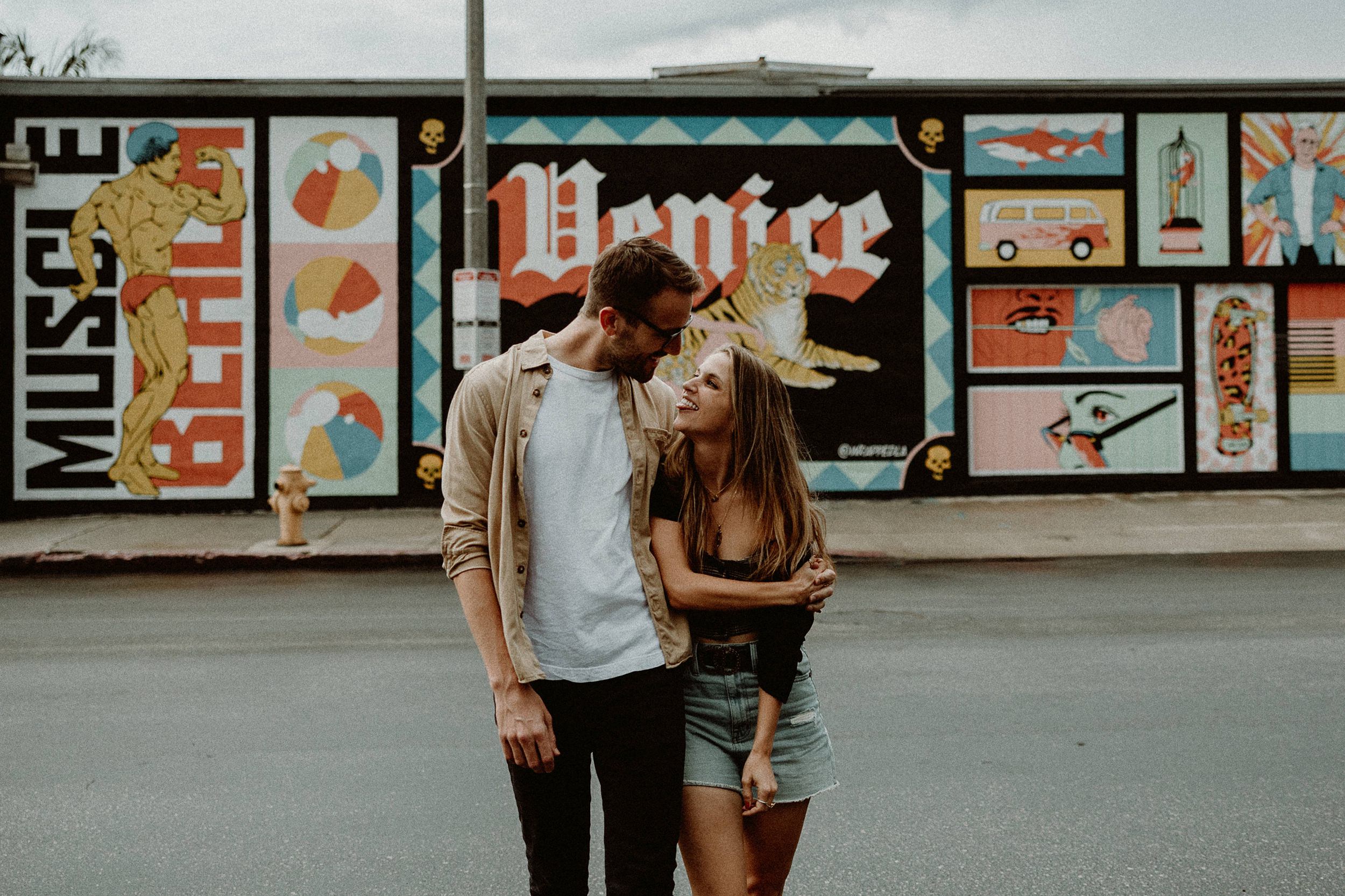 Rainy Venice Abbot Kinney Engagement Photos Rainy Venice Abbot Kinney Engagement Photos