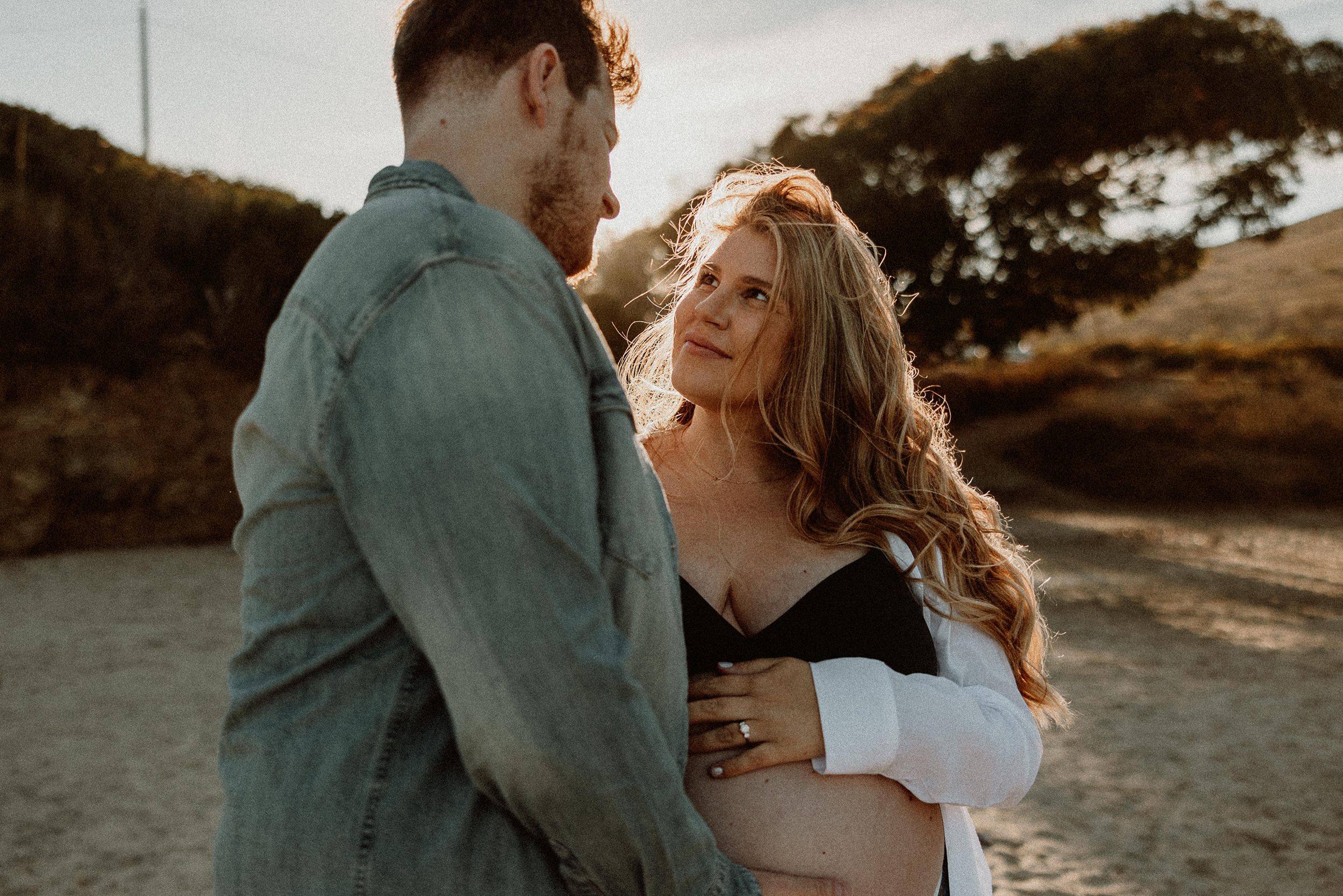 Malibu Maternity Session Photos | Courtney + James