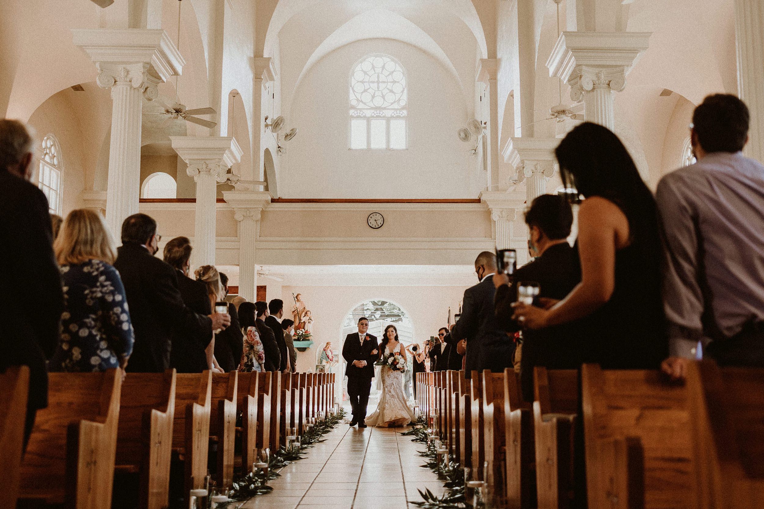 Wedding Photos at the Olowalu Plantation House, Maui