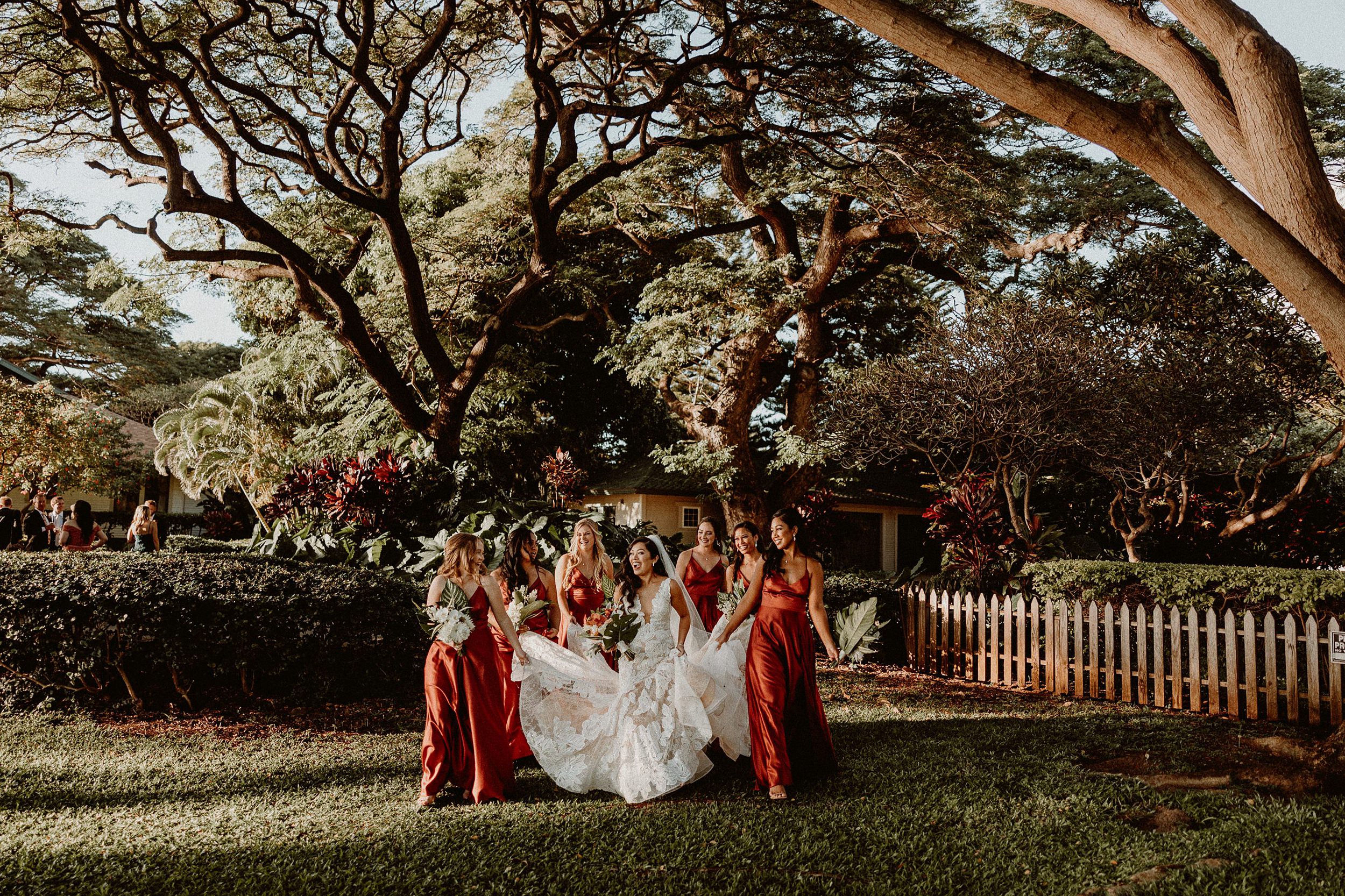 Bridesmaids Wedding Photos at the Olowalu Plantation House, Maui