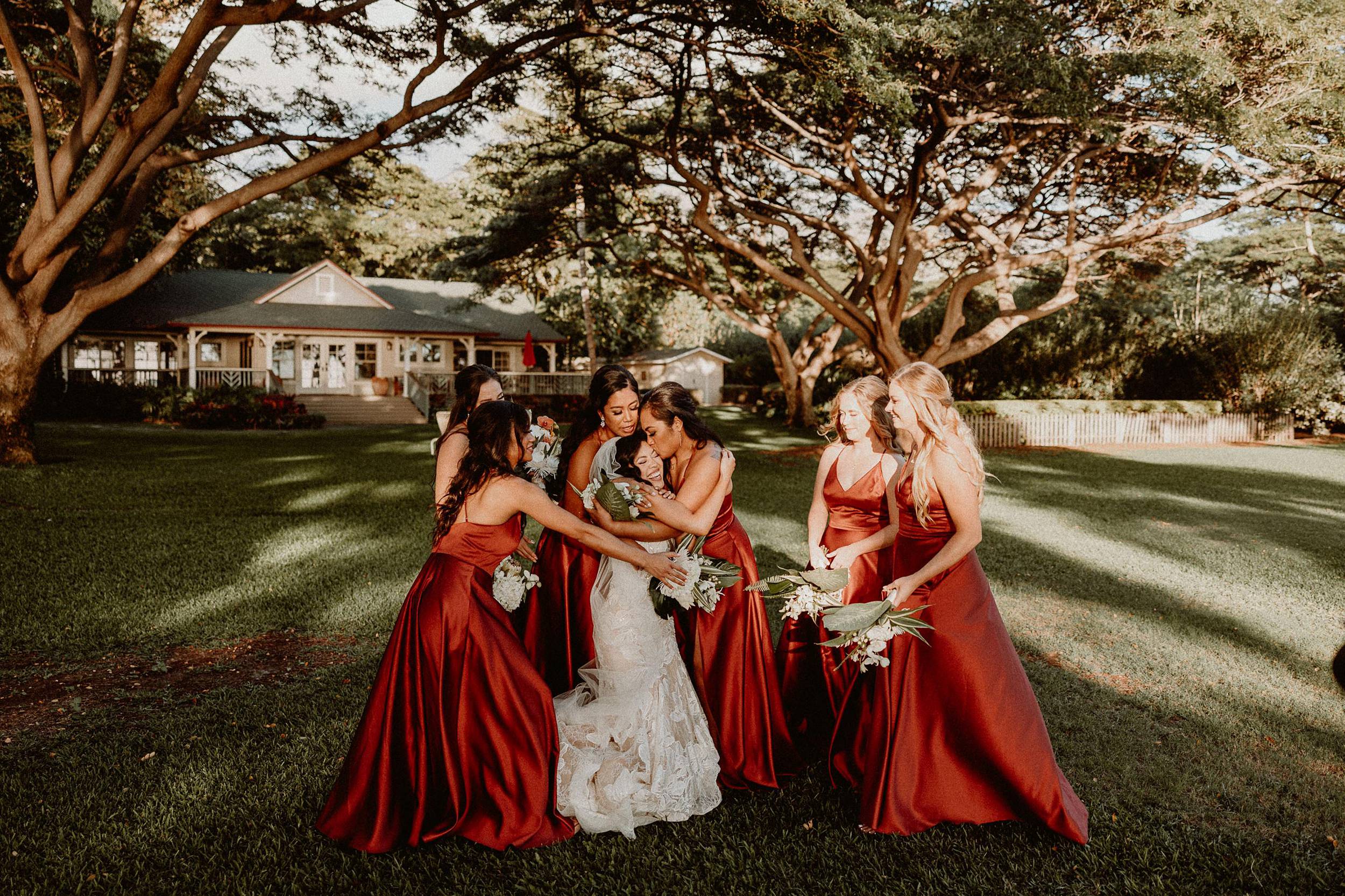 Bridesmaids Wedding Photos at the Olowalu Plantation House, Maui